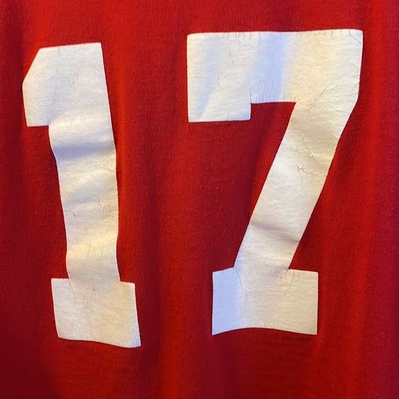 Wilson Long Island #17 Unisex Gorgeous Red Tee Shirt Sz. XL - Picture 6 of 7